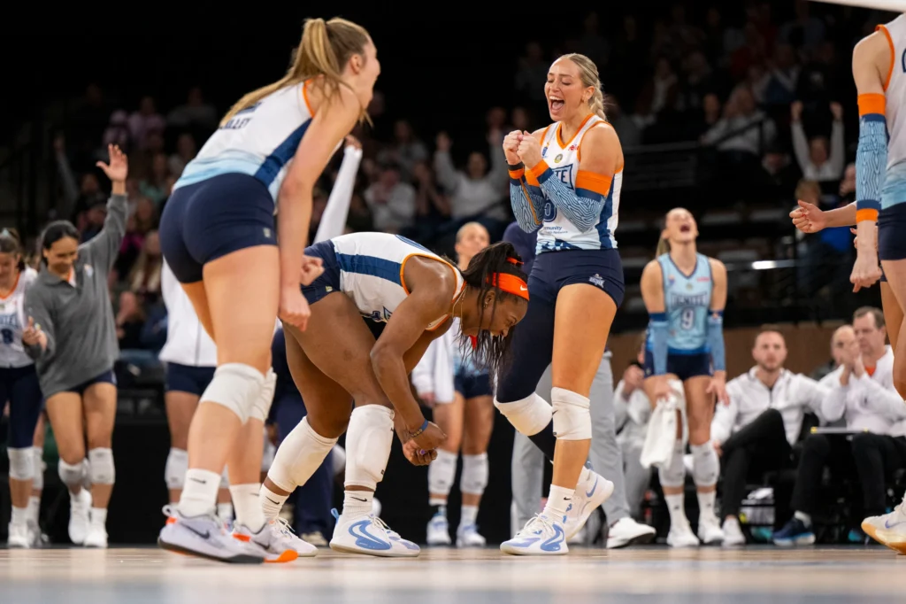 Indy Ignite Wins A Thrilling Match In Columbus Improving To 2-0 For The Season